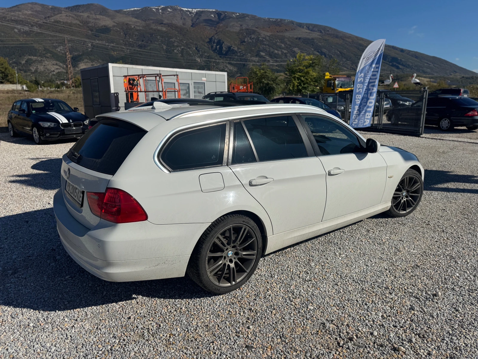 BMW 330  - изображение 5