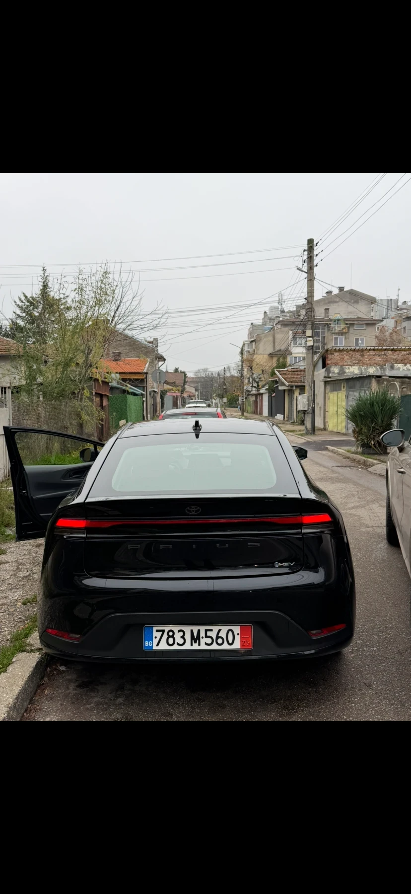 Toyota Prius ХЕЧБЕК - изображение 2