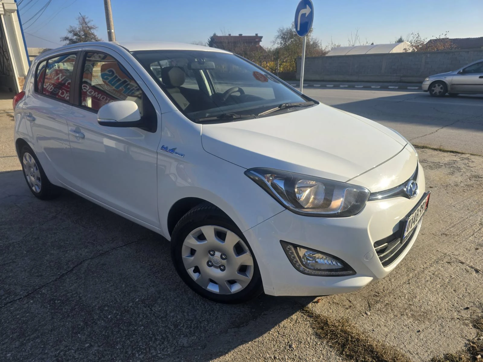 Hyundai I20 1.2i - изображение 3