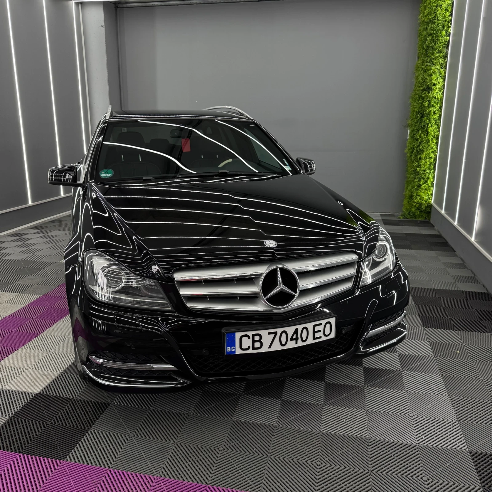 Mercedes-Benz C 200, снимка 2 - Автомобили и джипове - 53865633