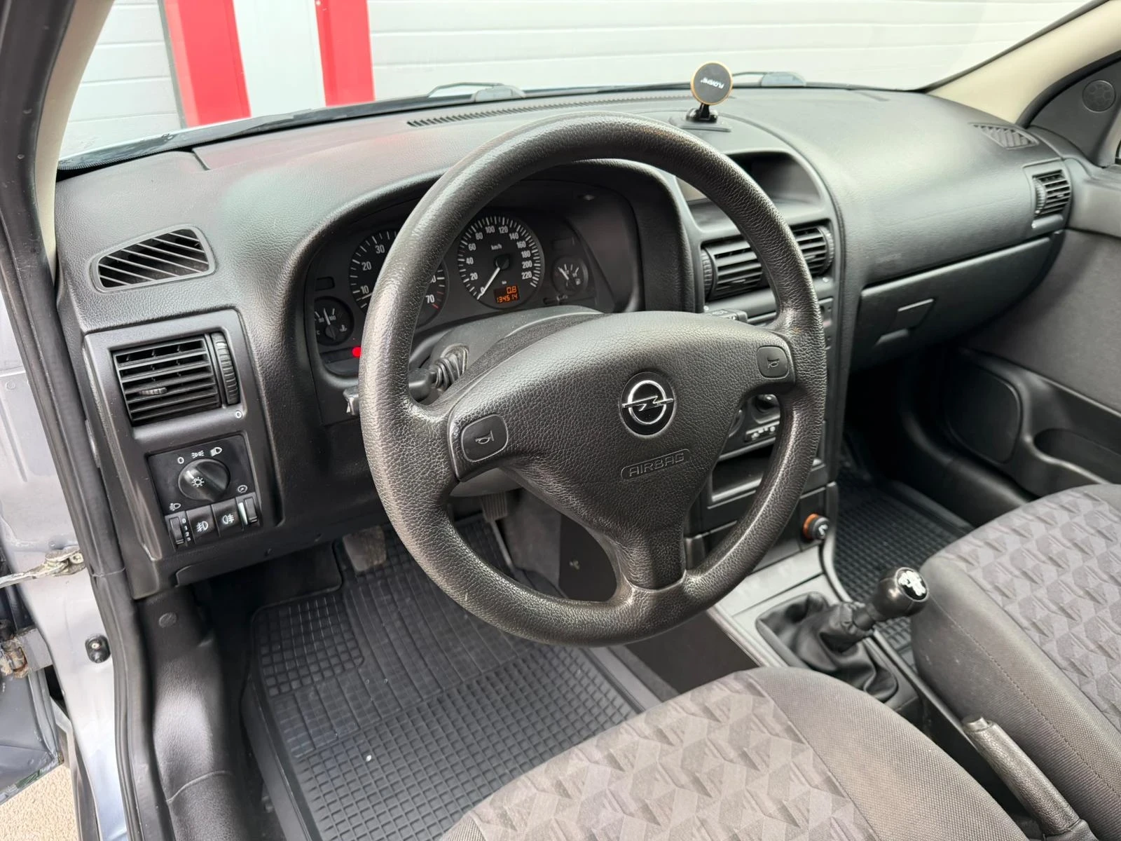 Opel Astra 1.6I G-CC KLIMATIK ЛИЗИНГ!!!, снимка 13 - Автомобили и джипове - 53974946