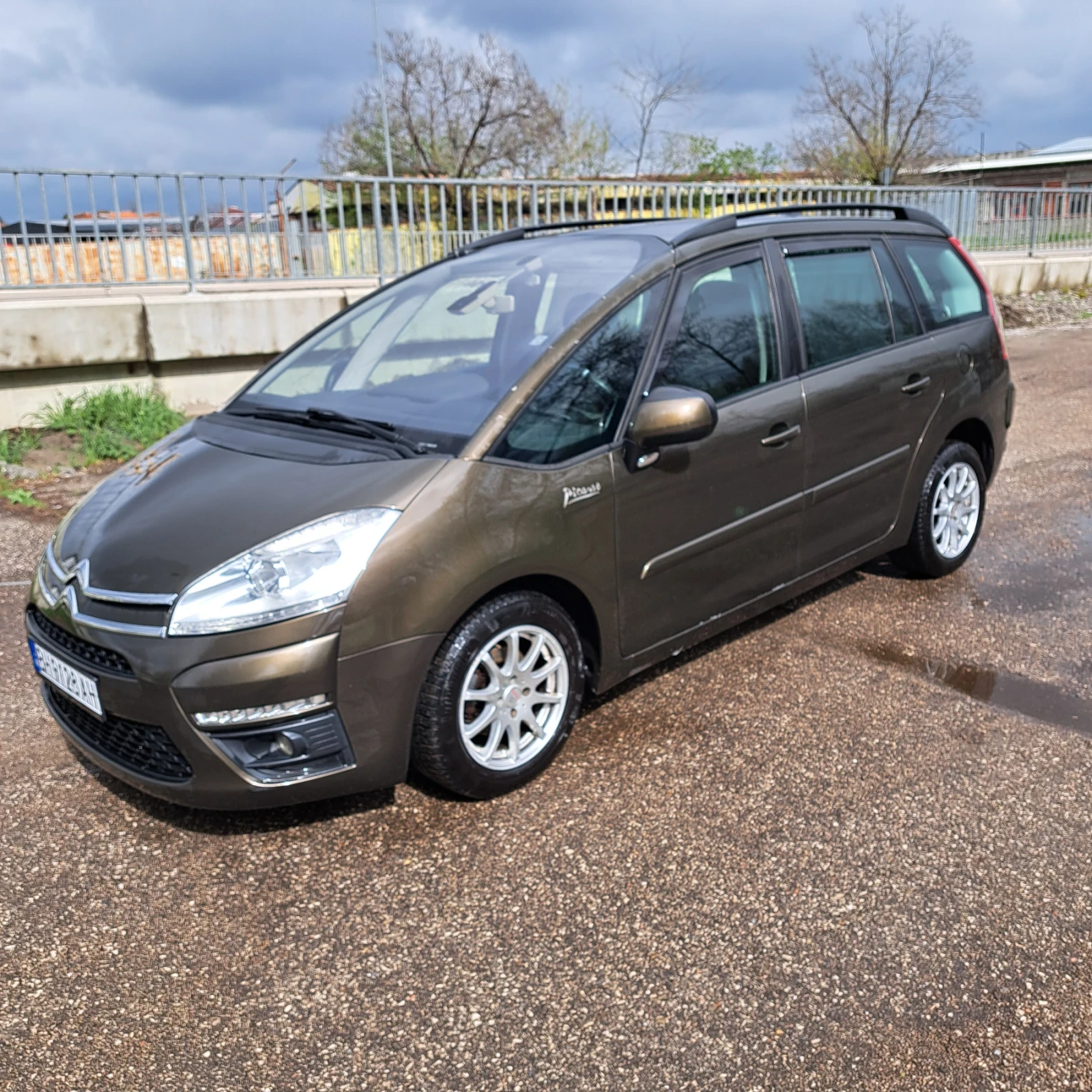 Citroen Grand C4 Picasso 1.6HDI 109 к.с, снимка 3 - Автомобили и джипове - 54083601