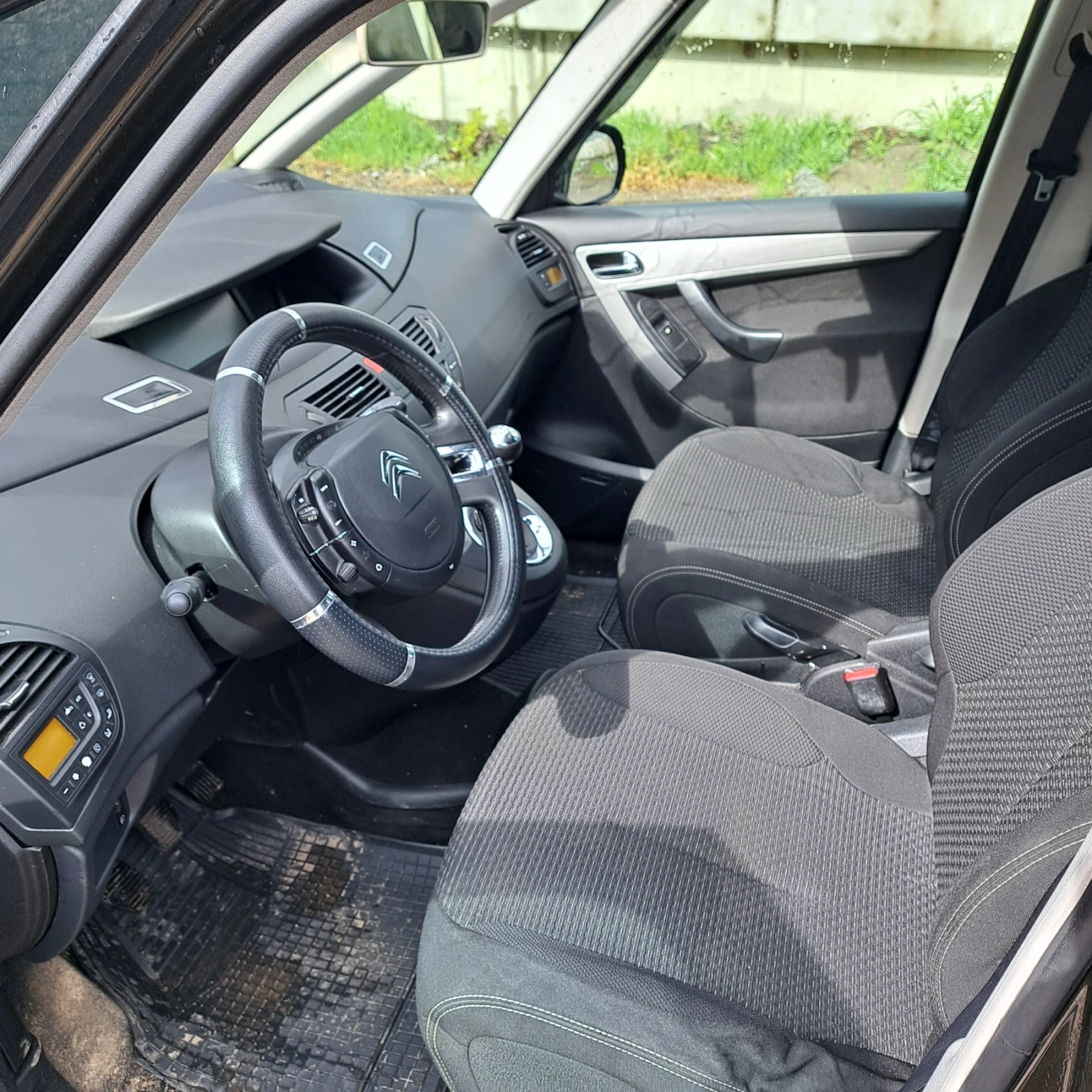 Citroen Grand C4 Picasso 1.6HDI 109 к.с, снимка 5 - Автомобили и джипове - 54083601