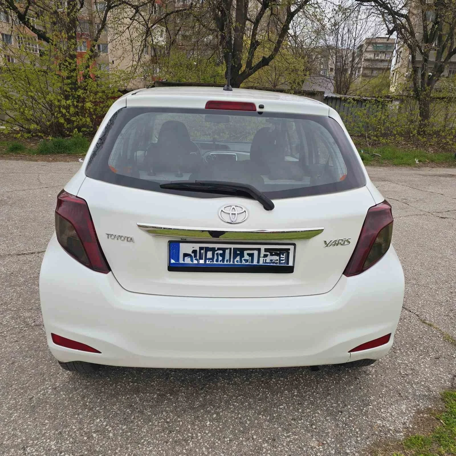 Toyota Yaris, снимка 5 - Автомобили и джипове - 54237039