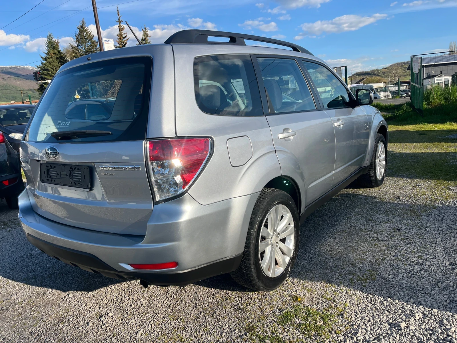 Subaru Forester 2.0i GPL, AWD Face, снимка 4 - Автомобили и джипове - 54305792