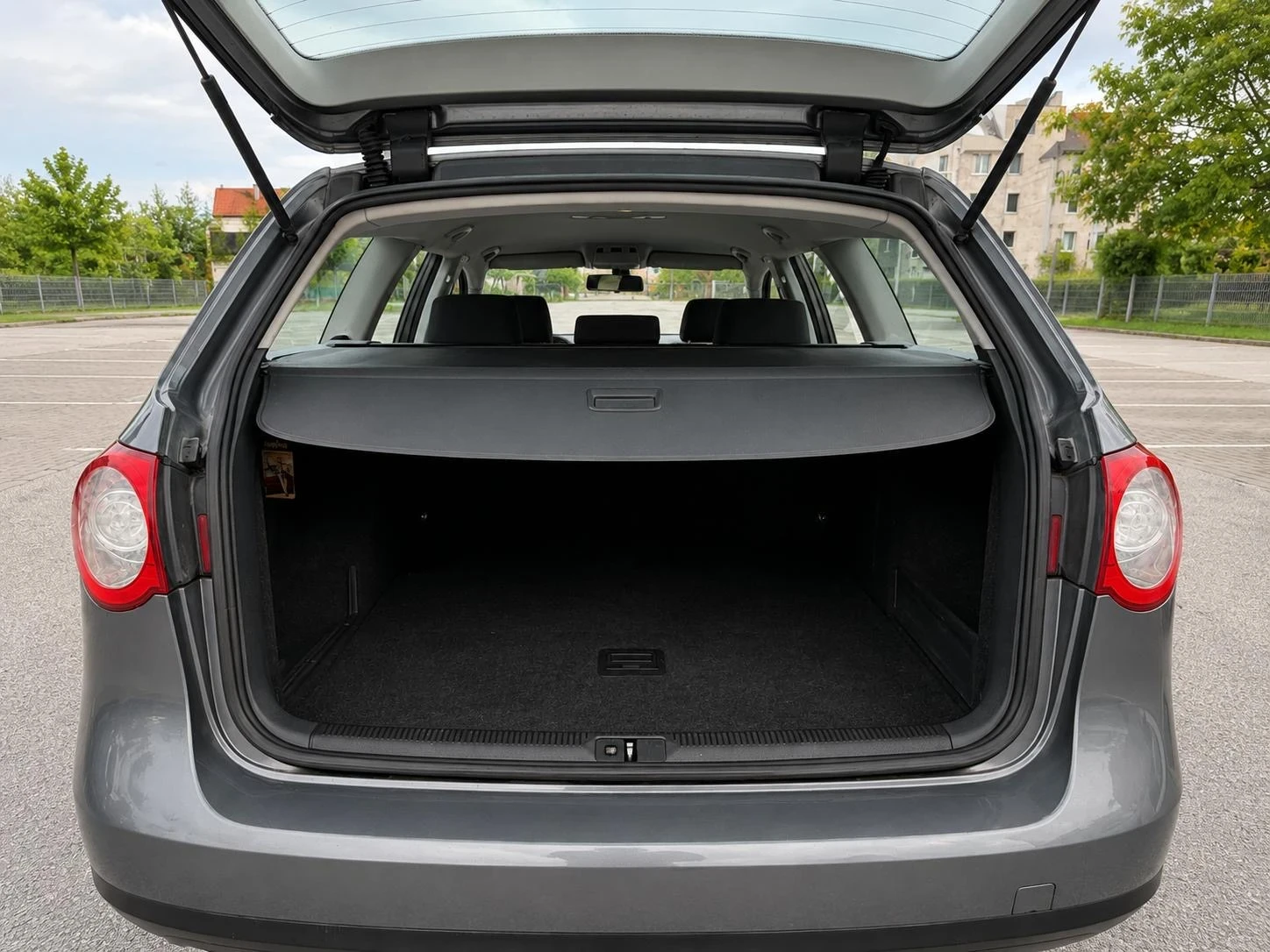 VW Passat 2.0TDI DSG * ЛИЗИНГ, снимка 9 - Автомобили и джипове - 54499392
