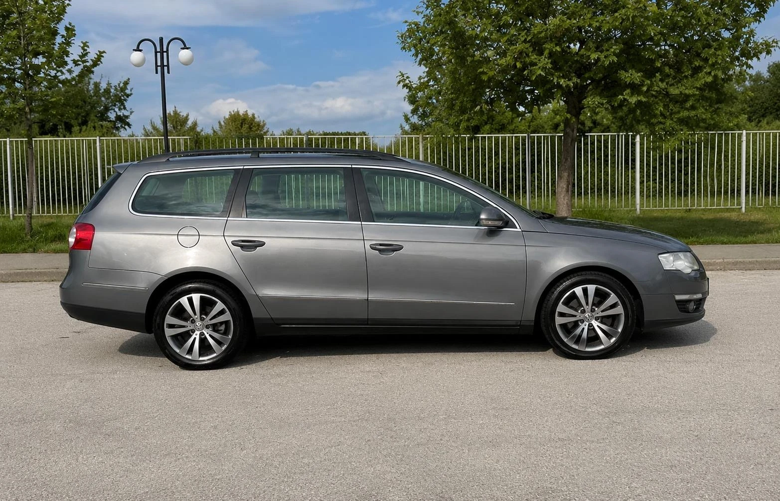 VW Passat 2.0TDI DSG * ЛИЗИНГ, снимка 7 - Автомобили и джипове - 54499392
