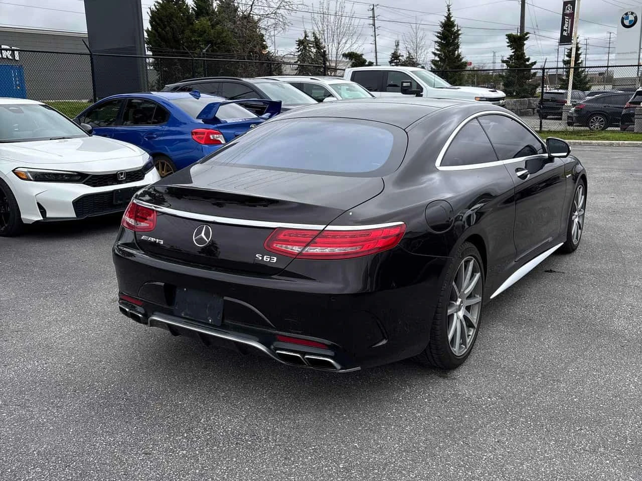 Mercedes-Benz S 63 AMG * CARFAX * HEAD UP * BURMESTER * ОБДУХВАНЕ * 360, снимка 4 - Автомобили и джипове - 54600328