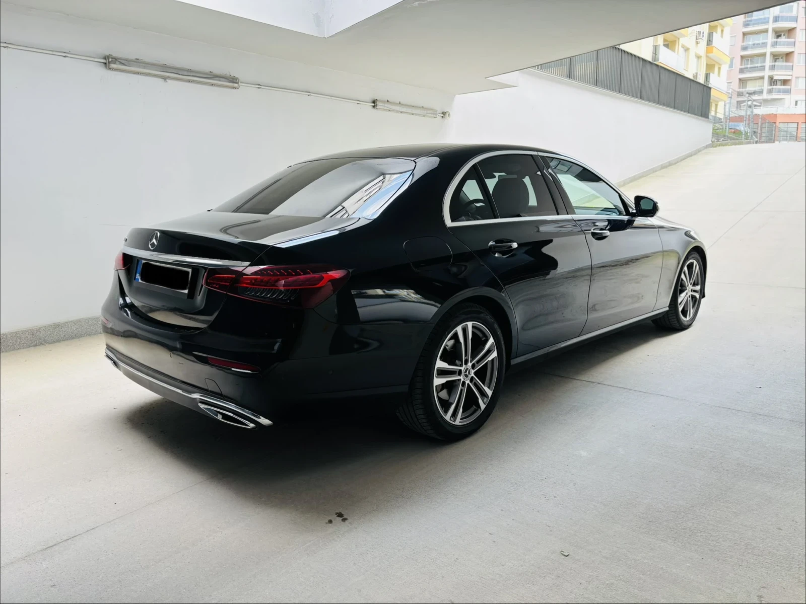 Mercedes-Benz E 220 Avantgard, снимка 7 - Автомобили и джипове - 54824784