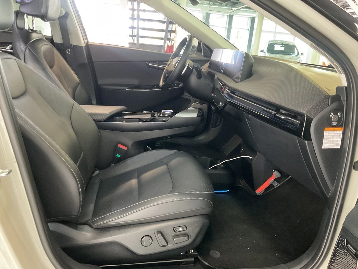 Kia EV6 77.4kw* Matrix* Камера* Термопомпа* FULL, снимка 8 - Автомобили и джипове - 55377573
