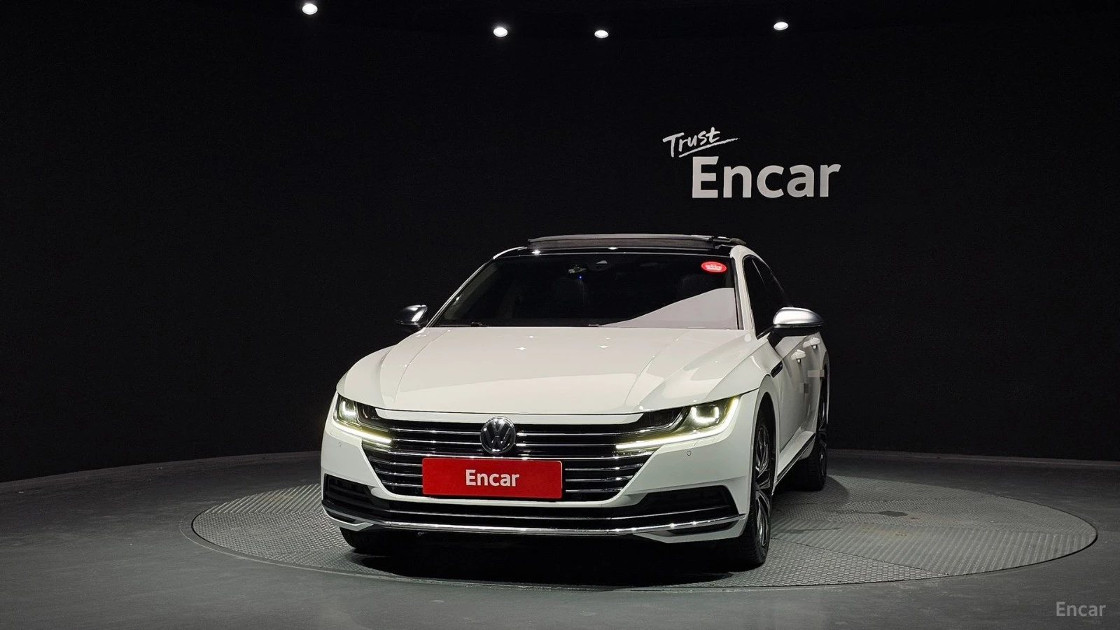 VW Arteon 2.0TDI PREMIUM* КОЖА* ОБДУХВ* ПАНО* МАСАЖИ, снимка 3 - Автомобили и джипове - 55436511