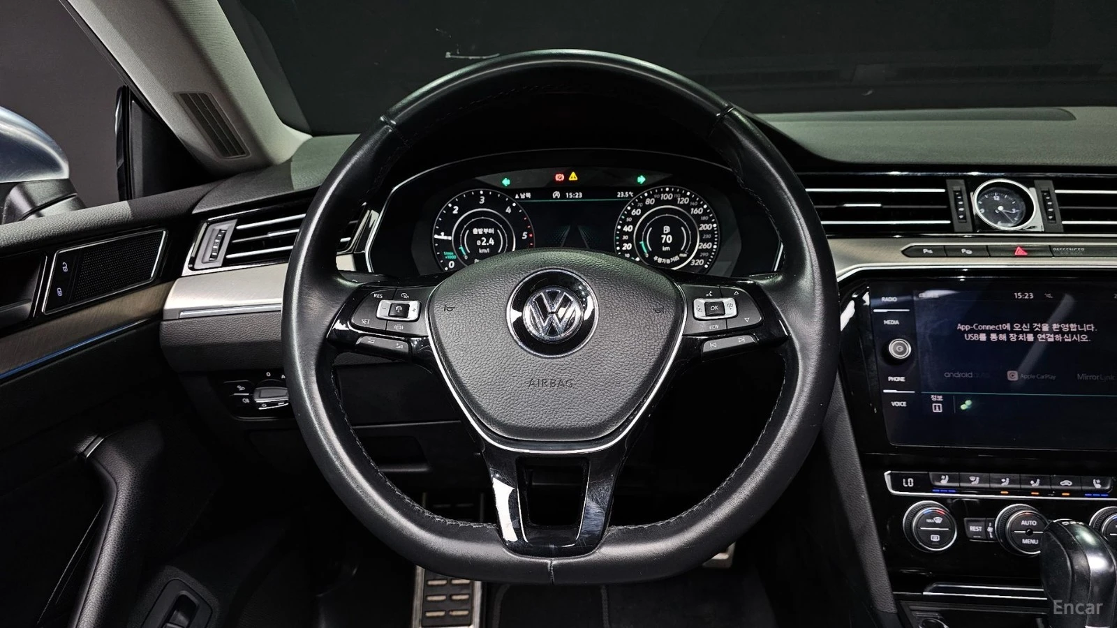 VW Arteon 2.0TDI PREMIUM* КОЖА* ОБДУХВ* ПАНО* МАСАЖИ, снимка 11 - Автомобили и джипове - 55436511