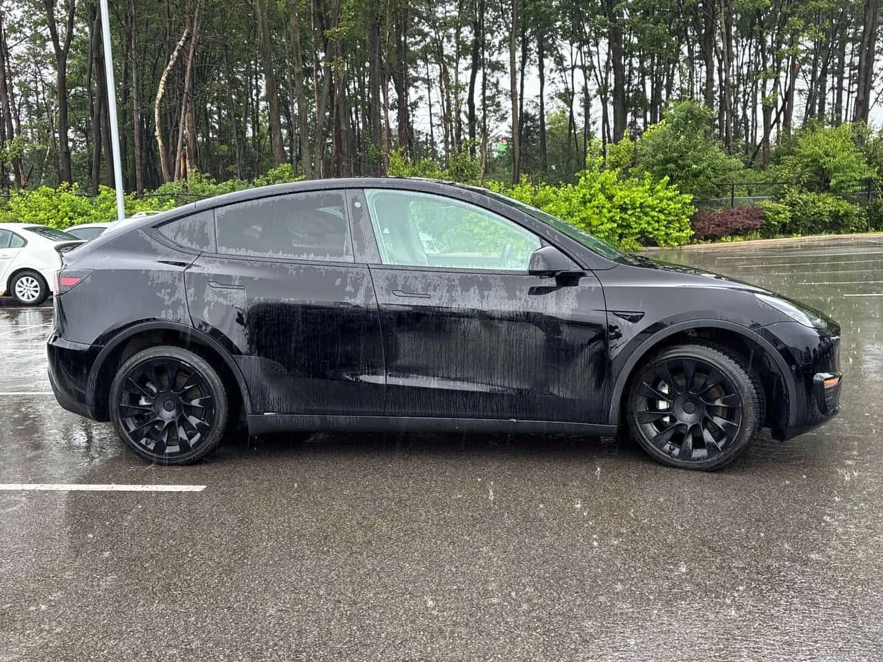 Tesla Model Y * Long Range * ГЛАВНО ПРЕДСТАВИТЕЛСТВО НА VW, снимка 3 - Автомобили и джипове - 55543296