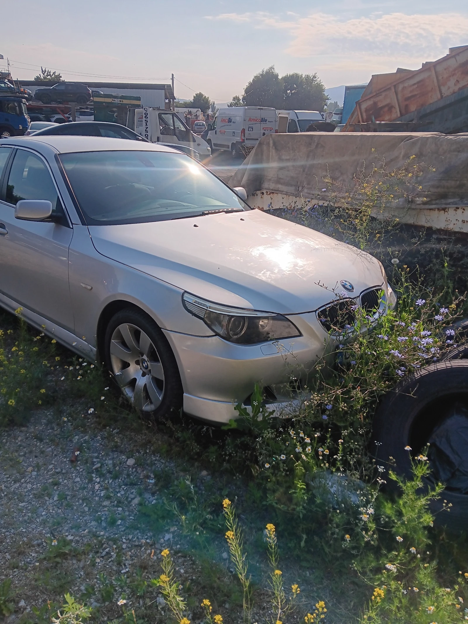 BMW 523