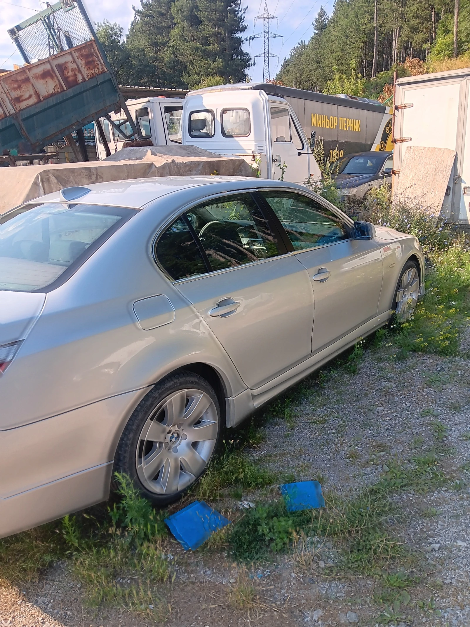 BMW 523, снимка 3 - Автомобили и джипове - 55630698