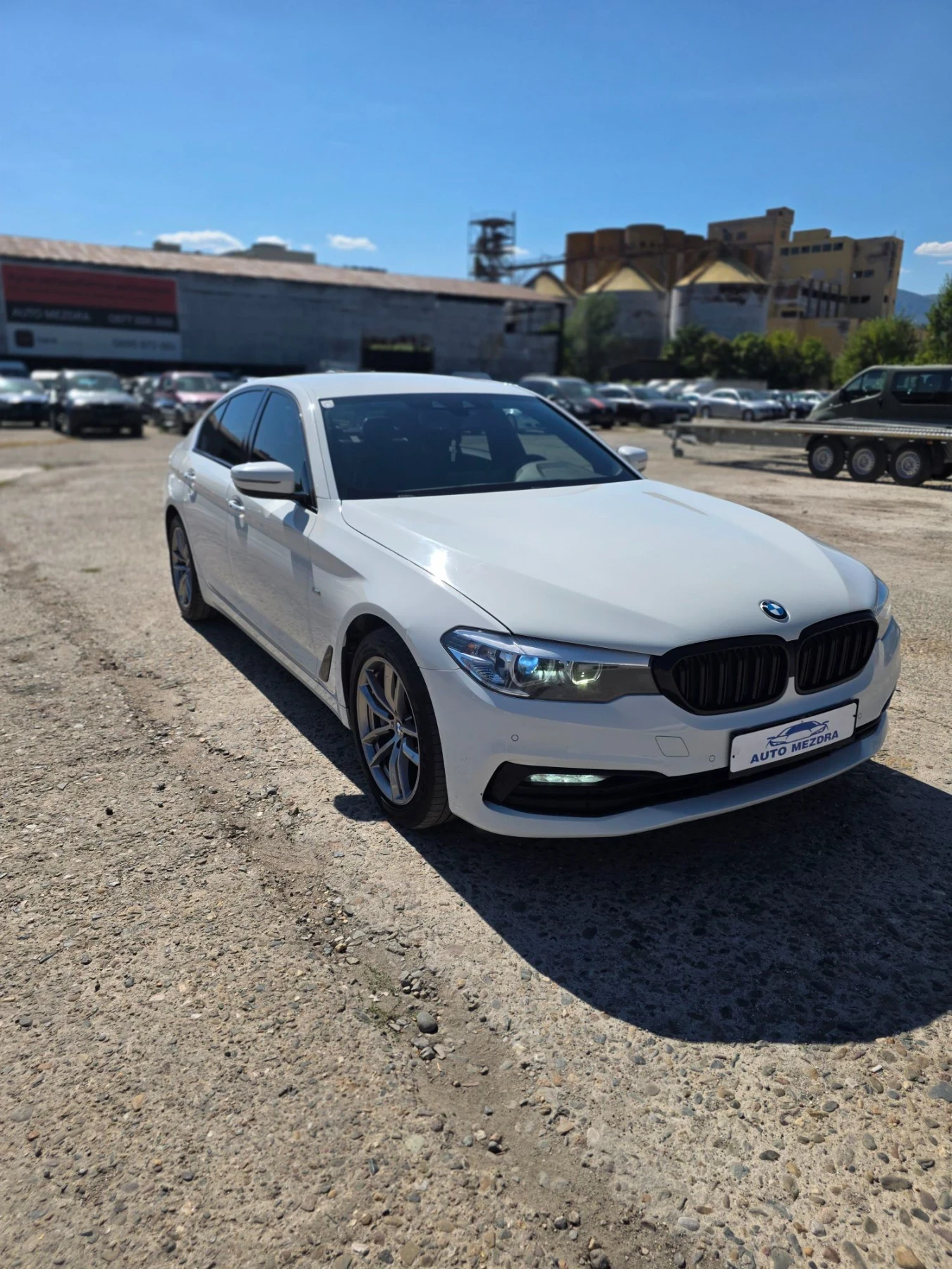 BMW 530 3.0d Sport-line, снимка 2 - Автомобили и джипове - 56157994