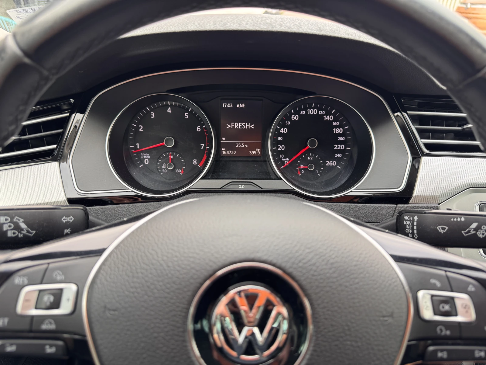 VW Passat BUSINESS/1.4TSI/150к.с./6MT, снимка 12 - Автомобили и джипове - 56165884