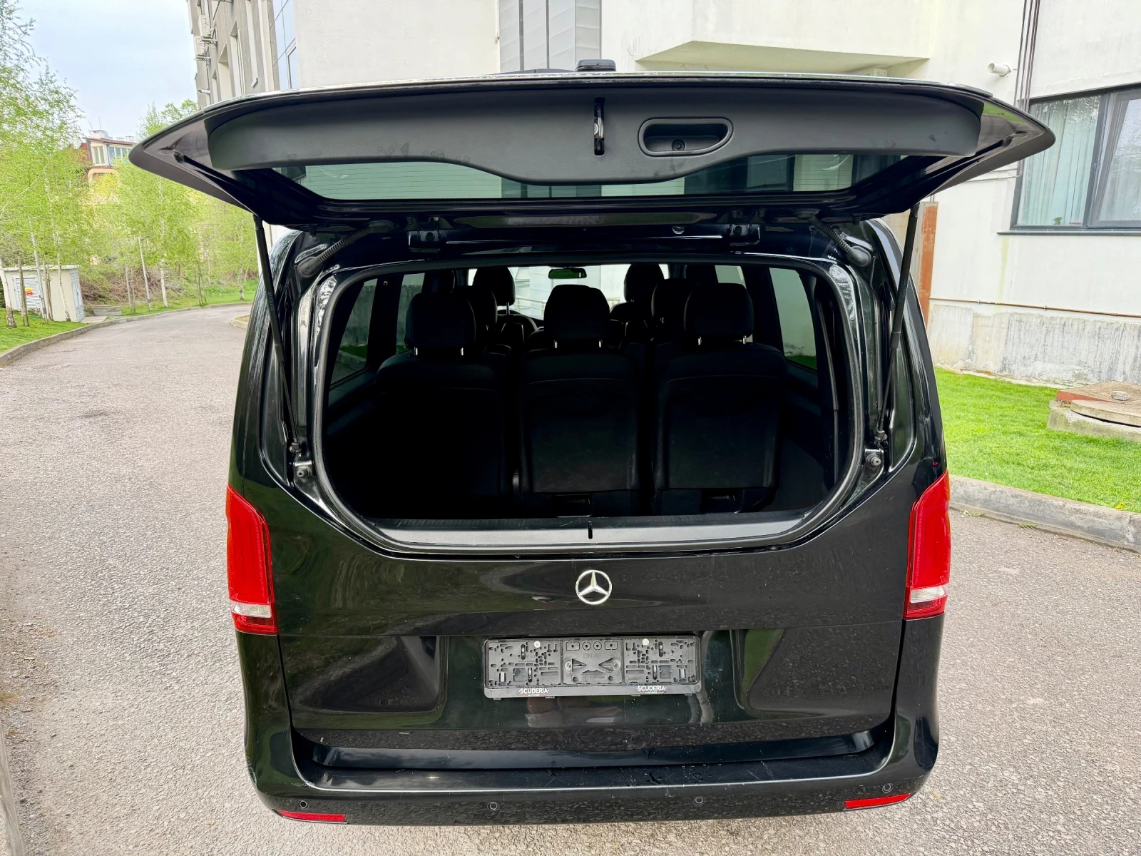 Mercedes-Benz V 300 V300d  Extra Long , снимка 9 - Автомобили и джипове - 56196777