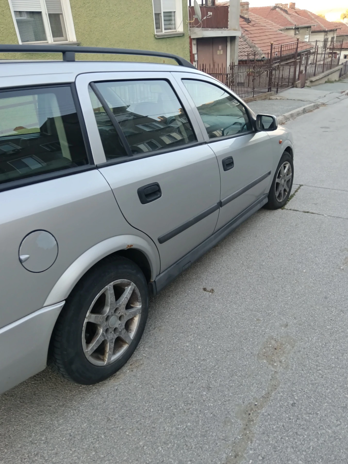 Opel Astra, снимка 4 - Автомобили и джипове - 56274550