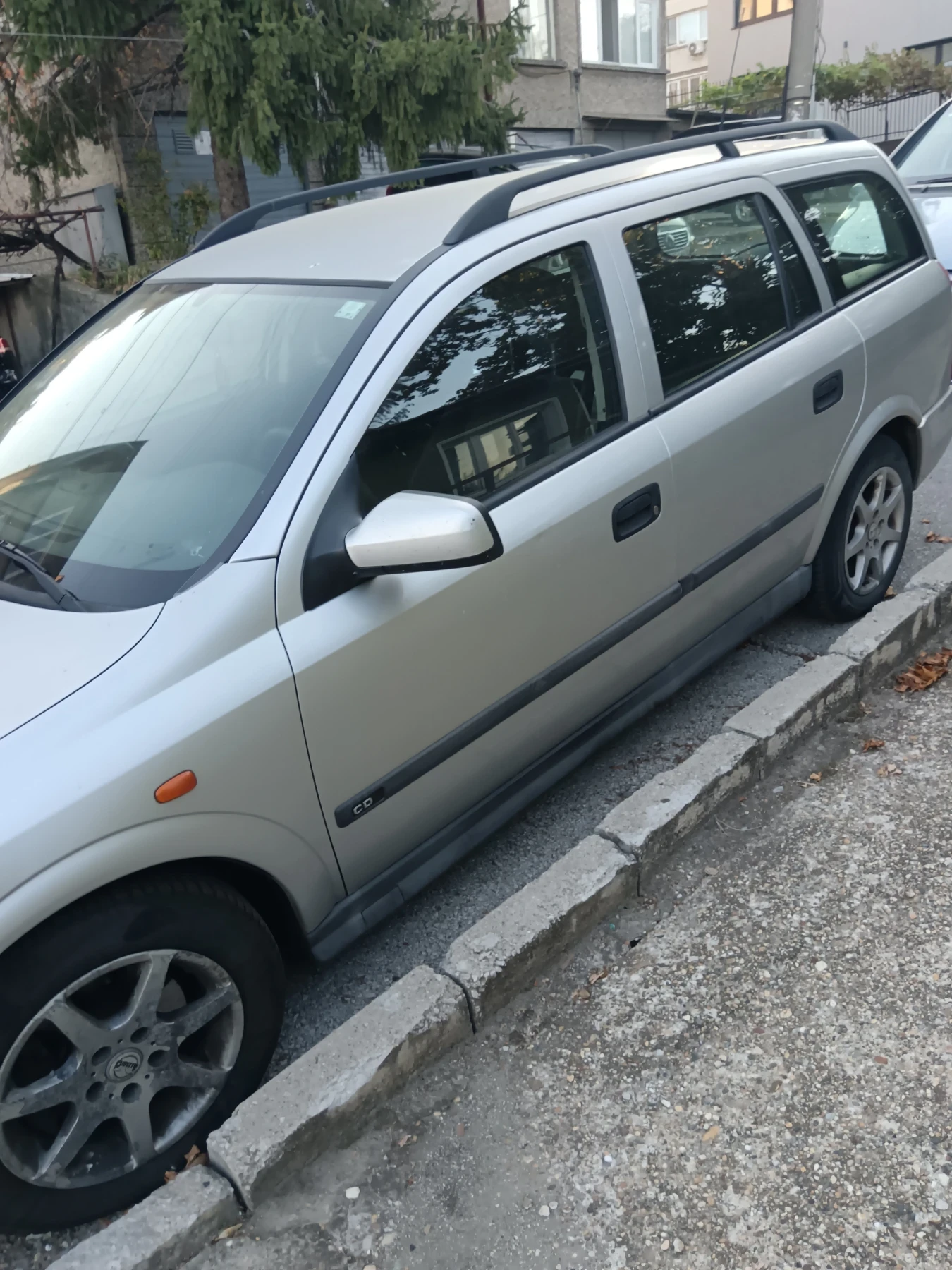 Opel Astra, снимка 5 - Автомобили и джипове - 56274550