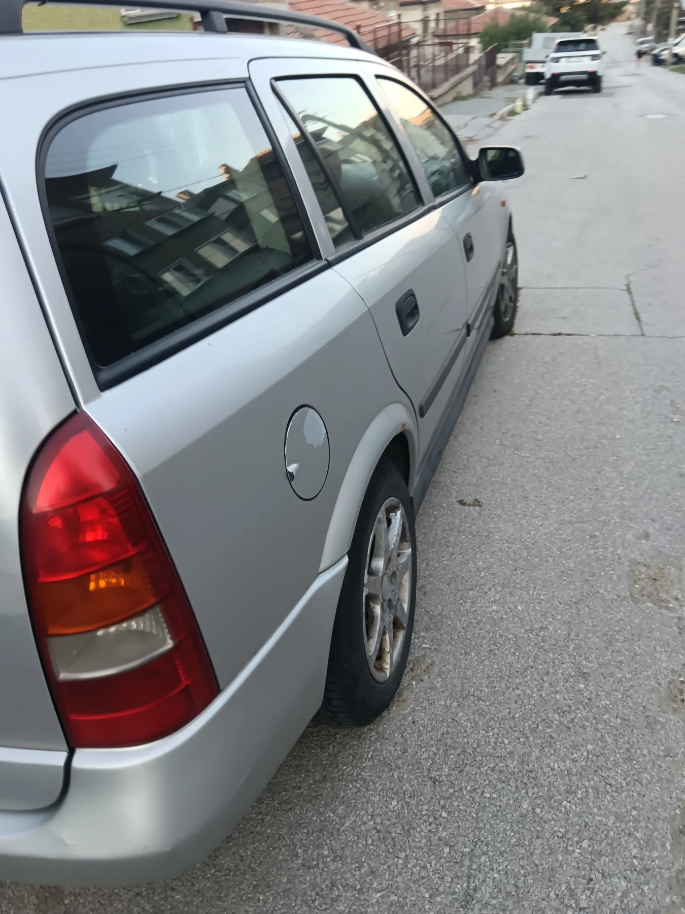Opel Astra, снимка 2 - Автомобили и джипове - 56274550