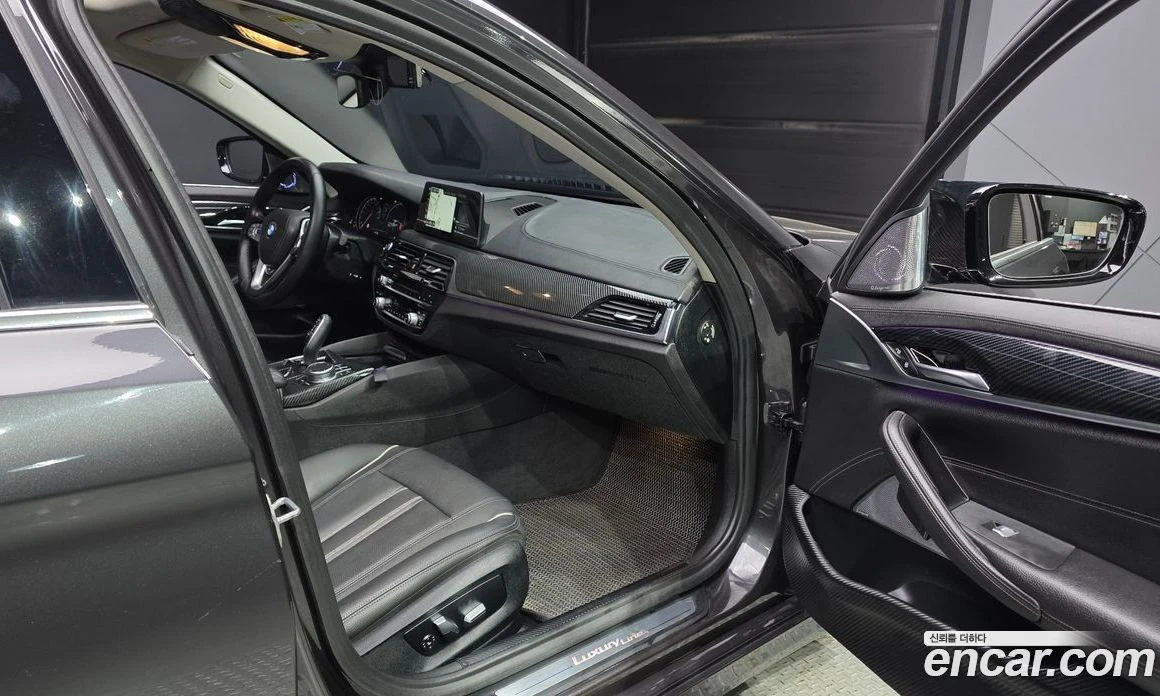 BMW 520 520i Luxury, снимка 17 - Автомобили и джипове - 56418665