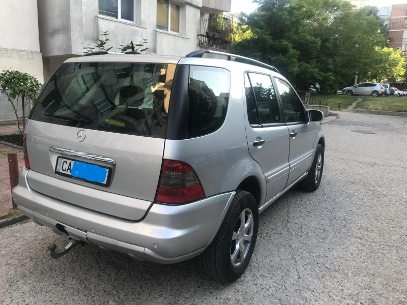 Mercedes-Benz ML 270, снимка 2 - Автомобили и джипове - 47622775