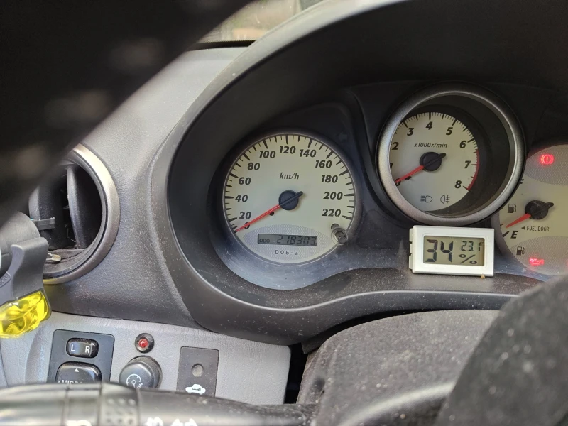 Toyota Rav4, снимка 3 - Автомобили и джипове - 52679540