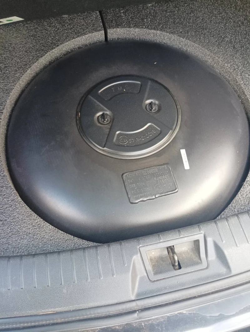 Nissan Qashqai 1.6i+ GAZ, снимка 10 - Автомобили и джипове - 53140115