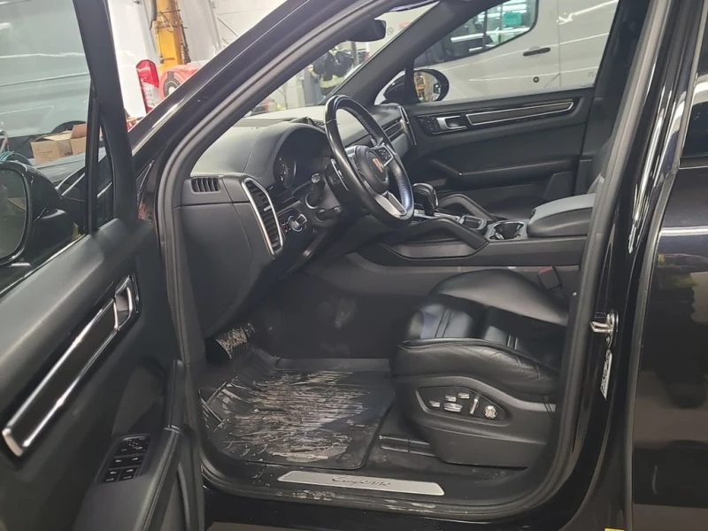 Porsche Cayenne * Type 9YA * ПОДГРЕВ * ОБДУХВАНЕ * 360 * ПАНОРАМА , снимка 7 - Автомобили и джипове - 53432280