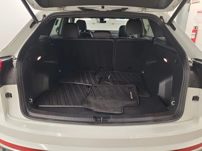 VW Atlas CROSS SPORT /EXECLINE/4х4, снимка 11 - Автомобили и джипове - 53467838