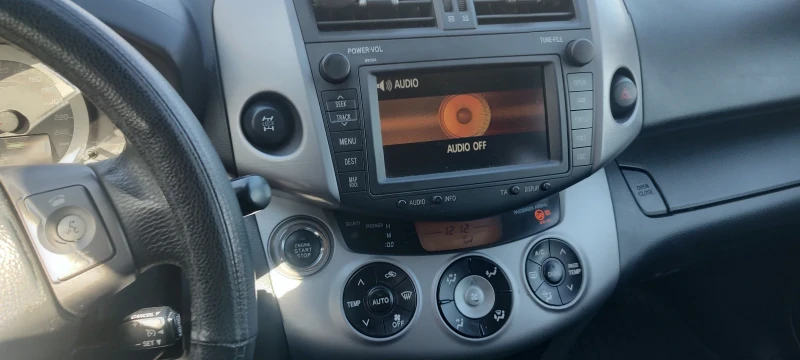 Toyota Rav4 2.2 D-KAT, снимка 3 - Автомобили и джипове - 53477793