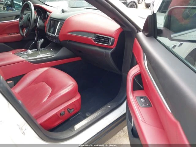 Maserati Levante GRANLUSSO AWD V6* HARMAN/KARDON - изображение 9