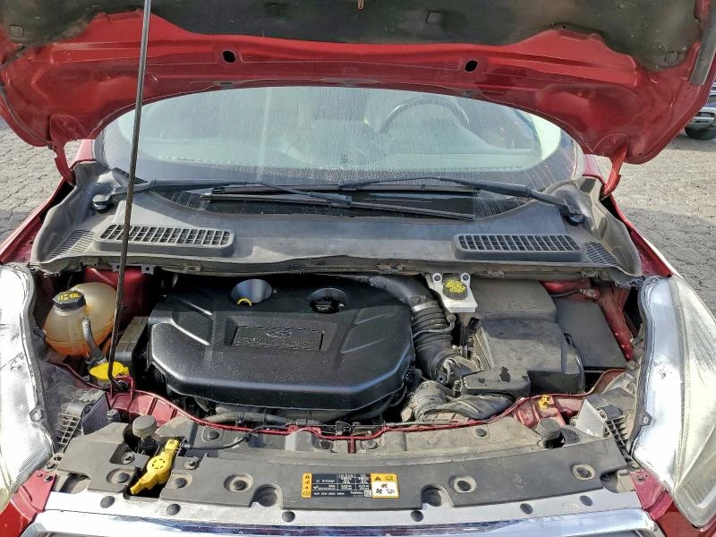 Ford Escape 2.0L 4 4x4 w/Front Whl Drv, снимка 4 - Автомобили и джипове - 53048301