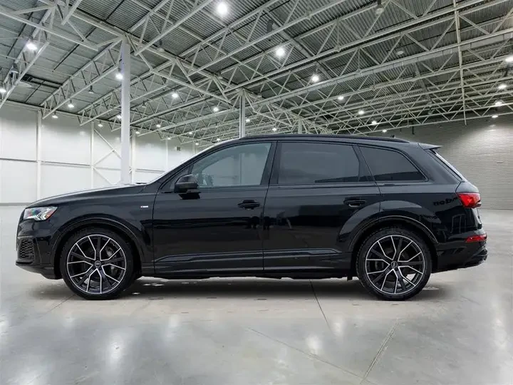 Audi Q7 Technik Black * CARFAX * АВТО КРЕДИТ * , снимка 3 - Автомобили и джипове - 54784926