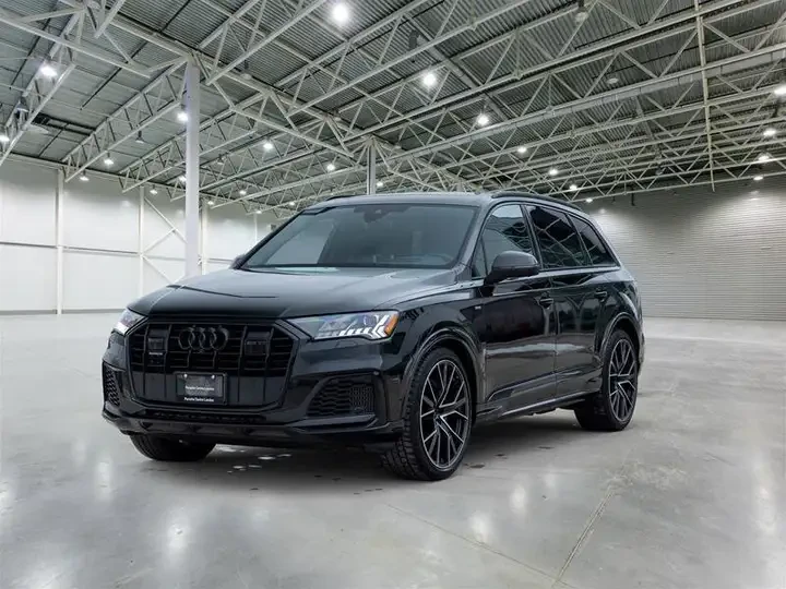 Audi Q7 Technik Black * CARFAX * АВТО КРЕДИТ * 