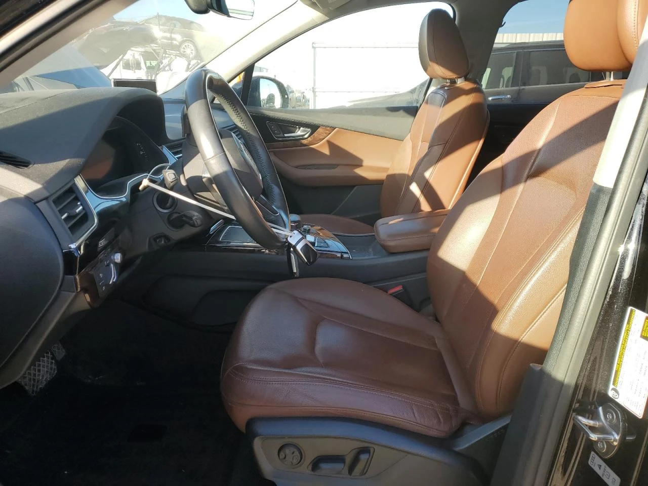 Audi Q7 PRESTIGE* ДИСТРОНИК* КЕЙЛЕСС* BOSE* 360* ПАНО* 7-М - изображение 8
