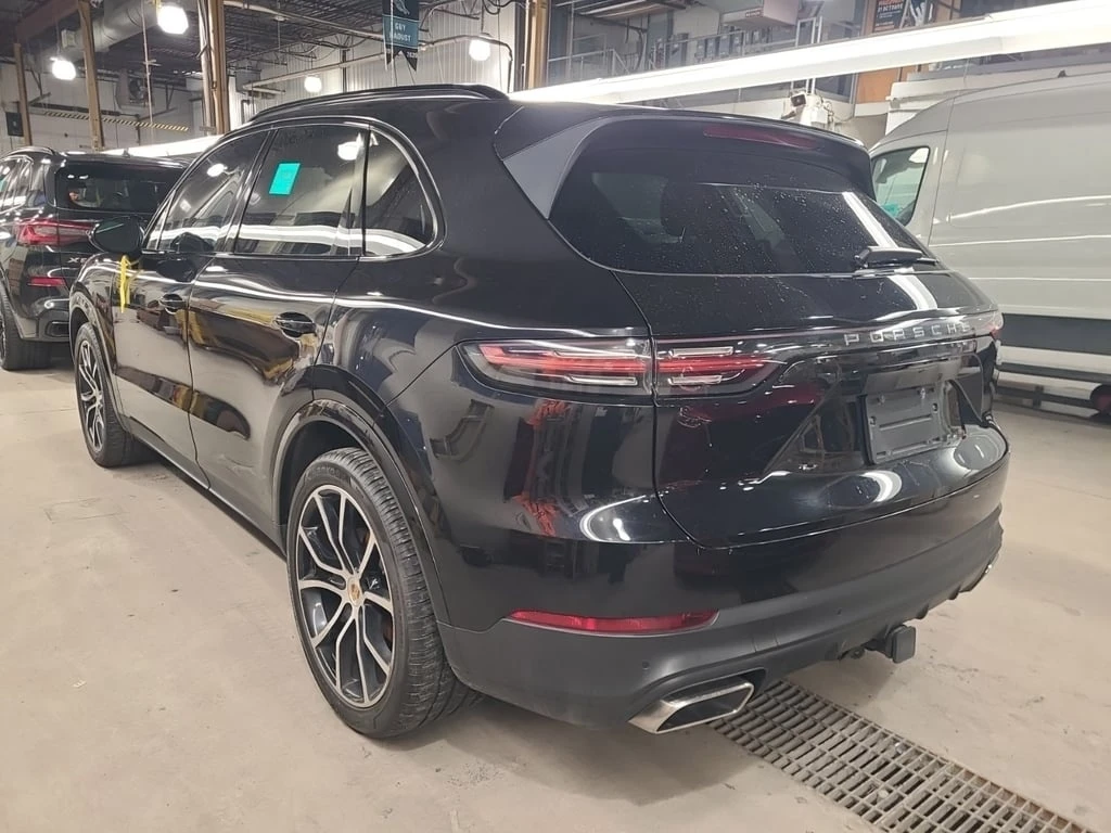 Porsche Cayenne * Type 9YA * ПОДГРЕВ * ОБДУХВАНЕ * 360 * ПАНОРАМА  - изображение 4