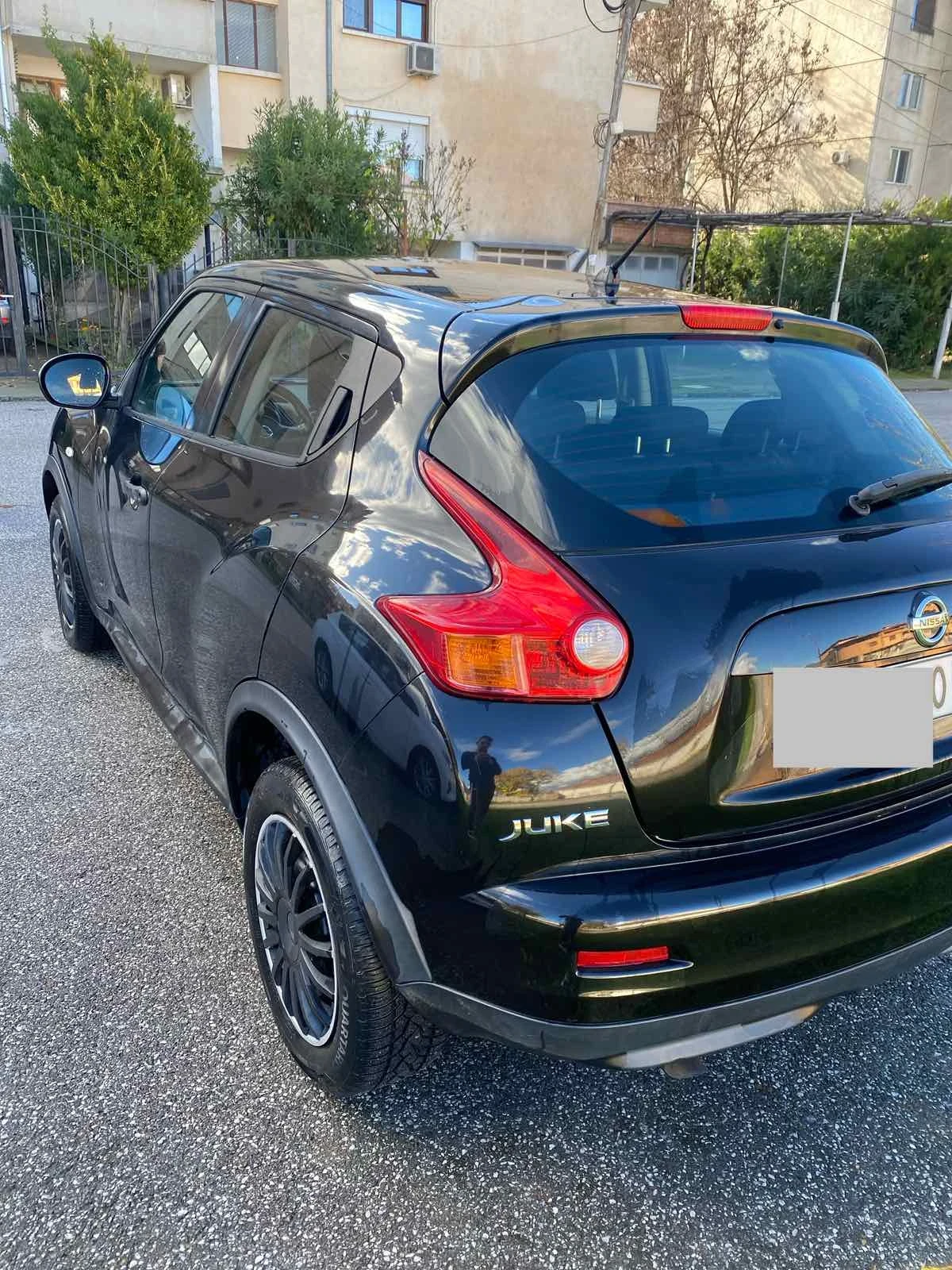 Nissan Juke, снимка 4 - Автомобили и джипове - 53817916