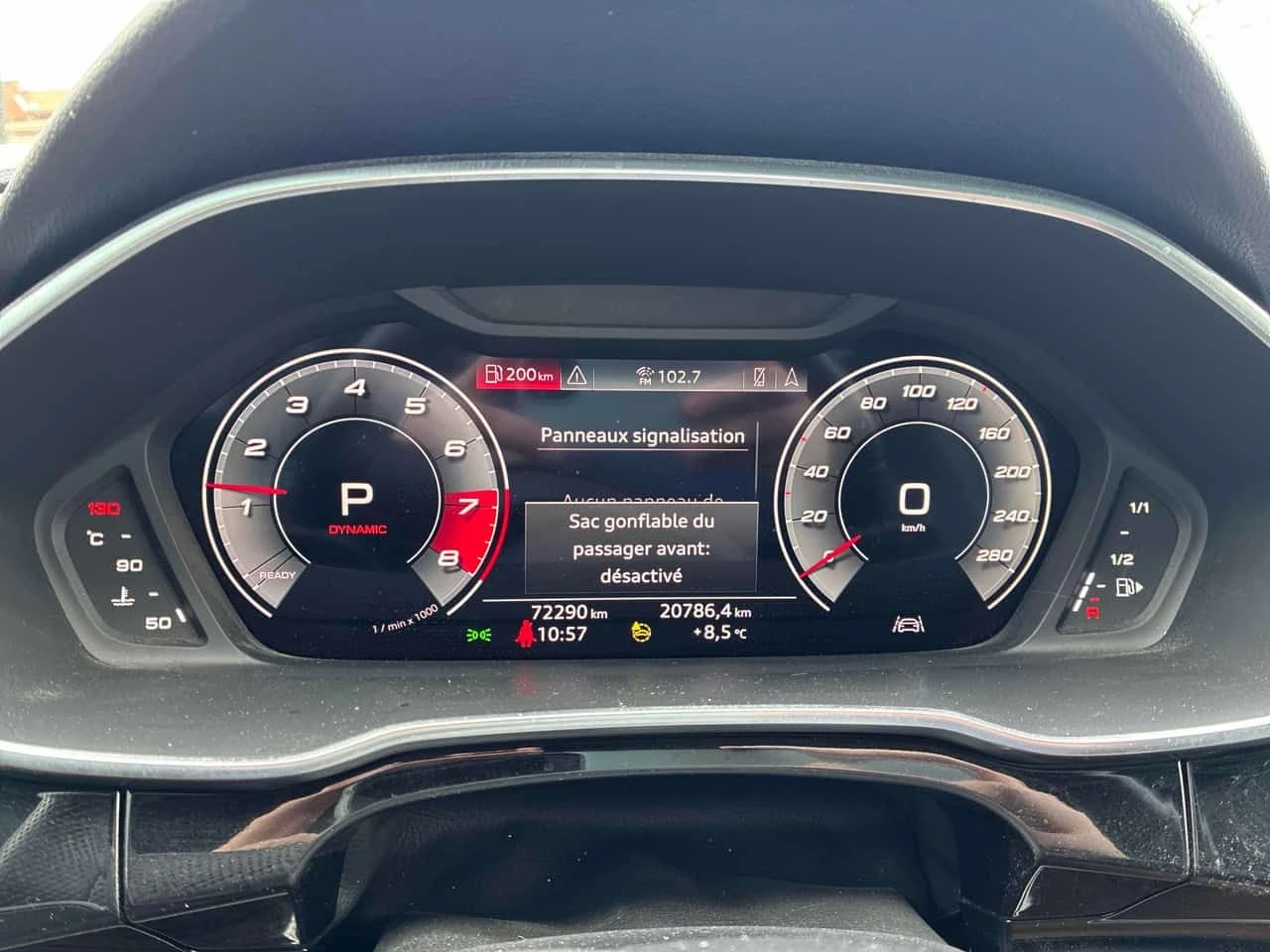 Audi Q3 TECHNIK QUATTRO * FULL S LINE* ПАНОРАМА* КАМЕРА* , снимка 8 - Автомобили и джипове - 54046693