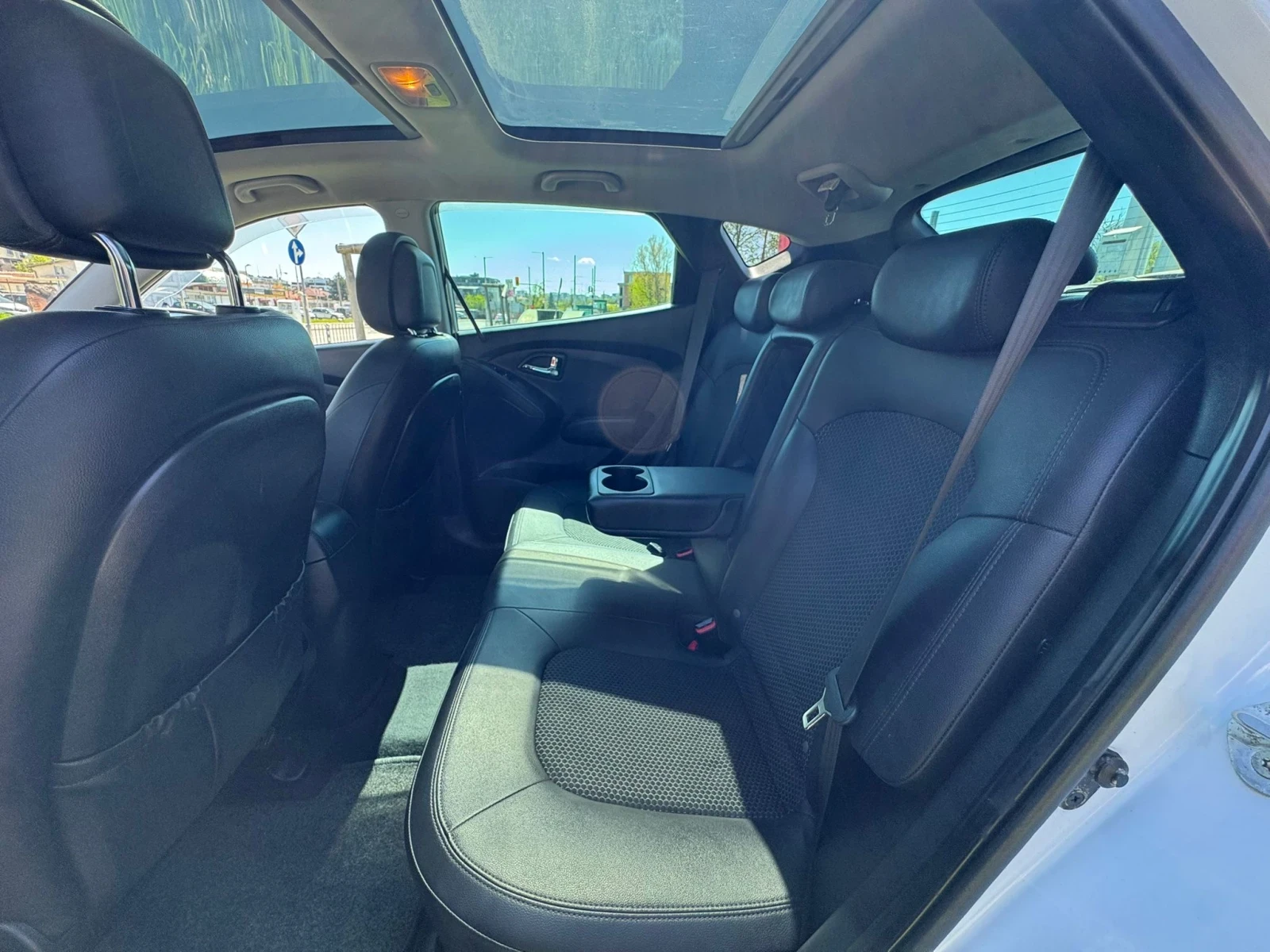 Hyundai IX35 2.0CRDi/4x4/����/NAVI | Mobile.bg � ����������� 15