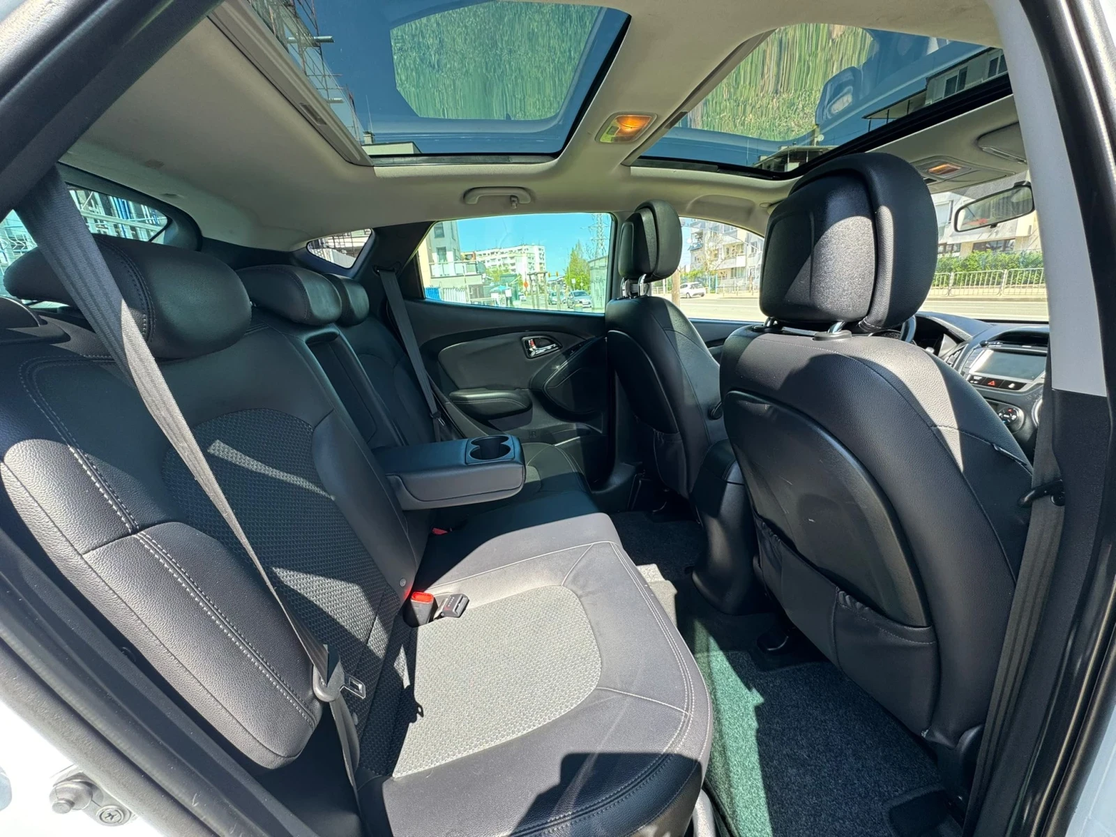 Hyundai IX35 2.0CRDi/4x4/����/NAVI | Mobile.bg � ����������� 14