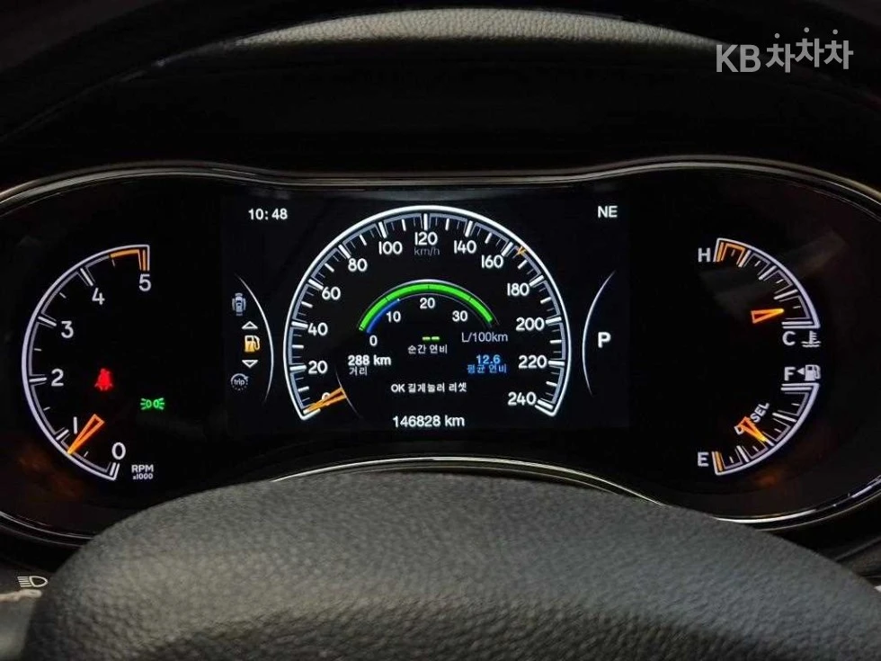 Jeep Grand cherokee 3.0 Diesel Overland DISItronic, снимка 6 - Автомобили и джипове - 54763511