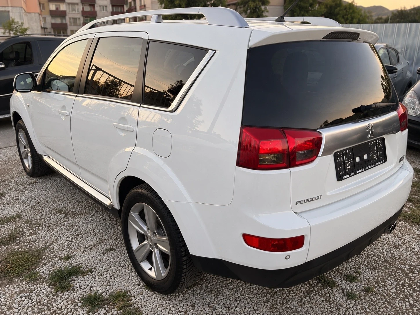 Peugeot 4007 2.2 HDI AUTOMAT, снимка 2 - Автомобили и джипове - 56061496