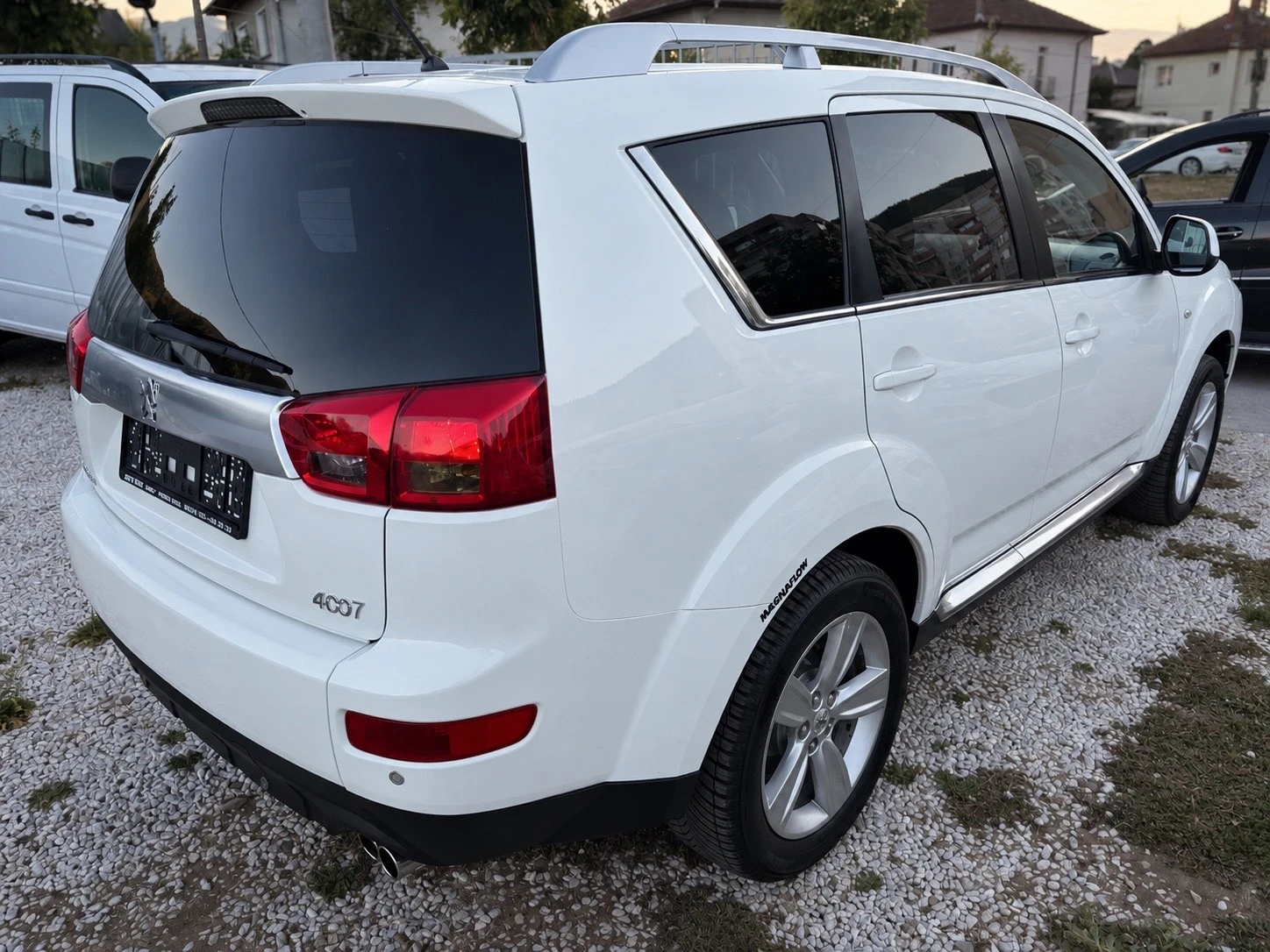 Peugeot 4007 2.2 HDI AUTOMAT, снимка 3 - Автомобили и джипове - 56061496