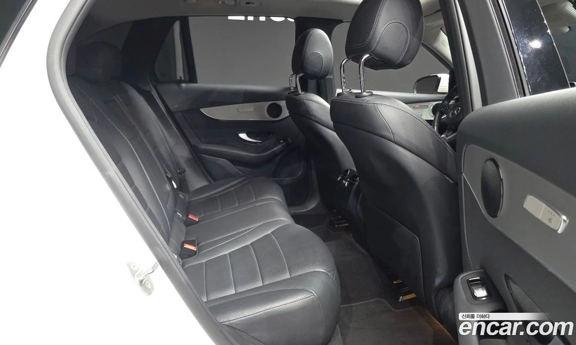 Mercedes-Benz GLC GLC350e 4MATIC Premium, снимка 12 - Автомобили и джипове - 56117405