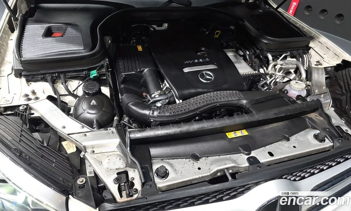 Mercedes-Benz GLC GLC350e 4MATIC Premium, снимка 6 - Автомобили и джипове - 56117405