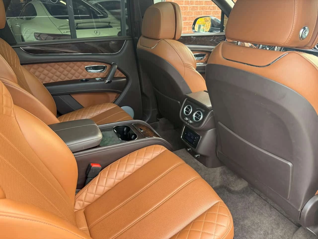 Bentley Bentayga W12 * CARFAX * ��������������� *  | Mobile.bg � ����������� 10