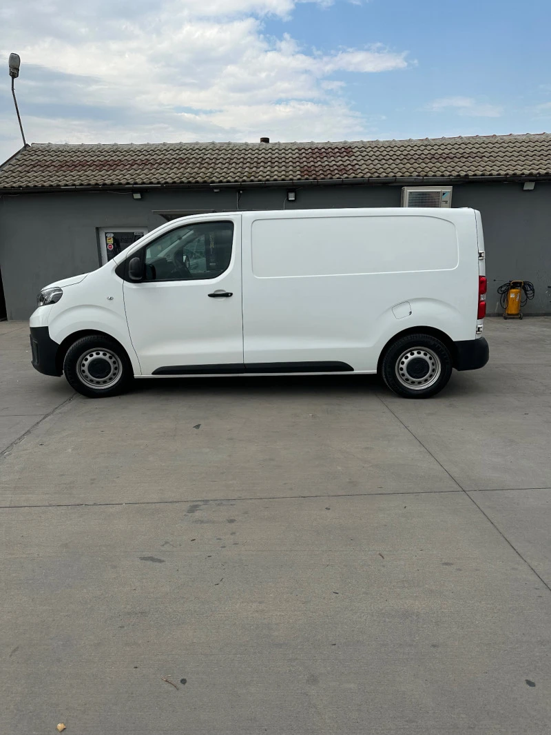 Toyota Proace Швейцария, снимка 7 - Бусове и автобуси - 47444156