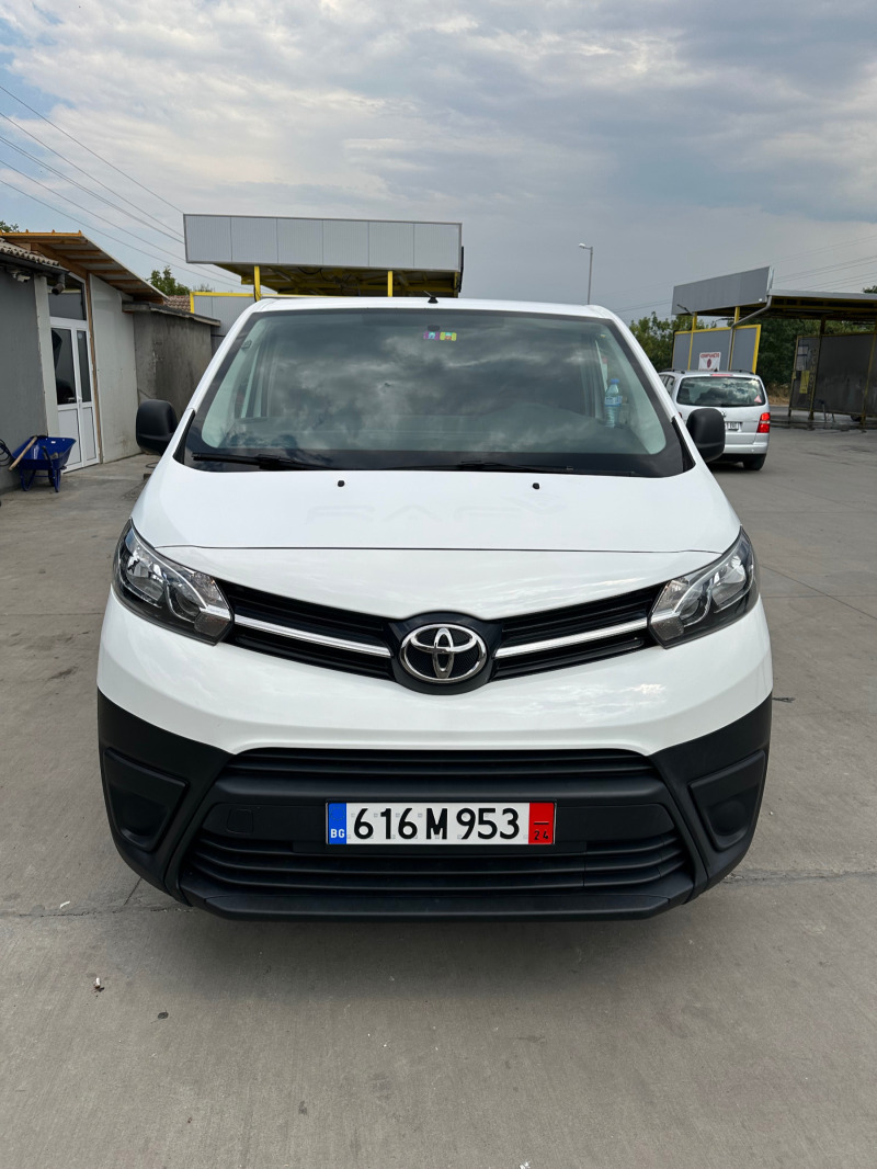 Toyota Proace Швейцария, снимка 2 - Бусове и автобуси - 47125945